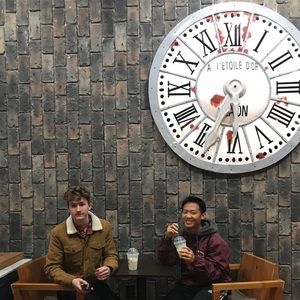 Meet your Posher, Larkin